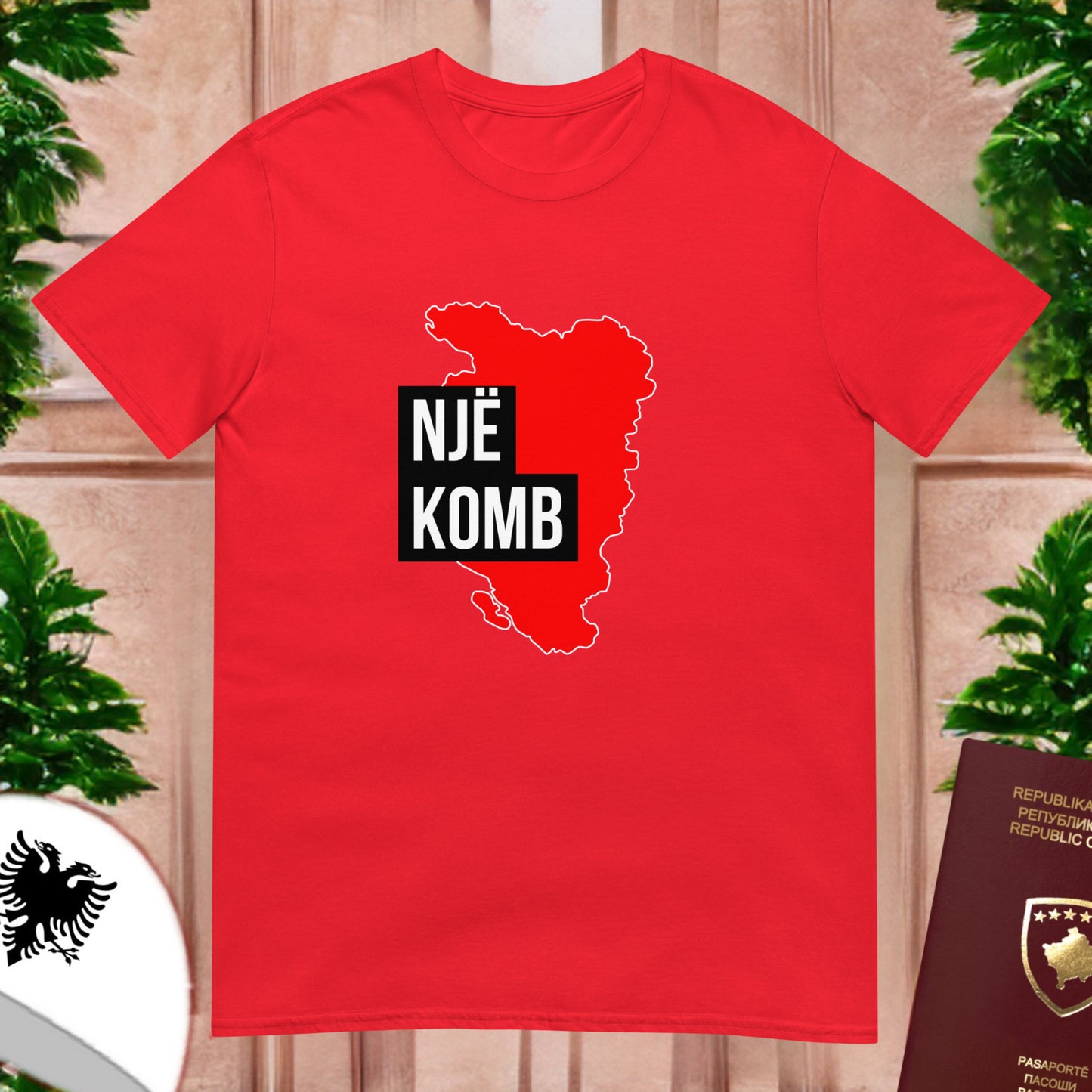 Një Komb T-Shirt