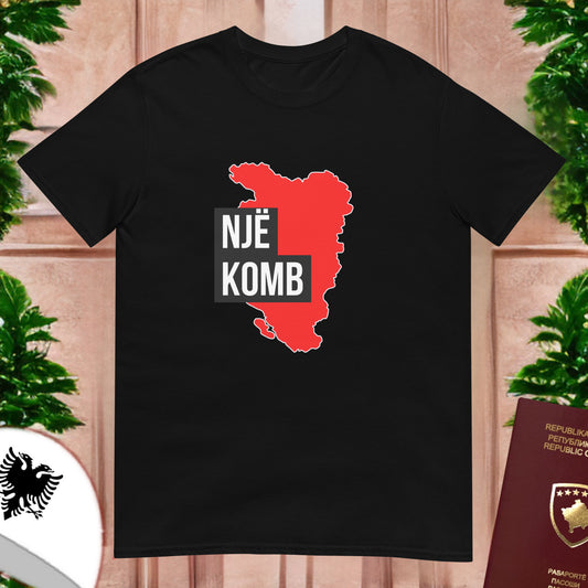 Një Komb T-Shirt