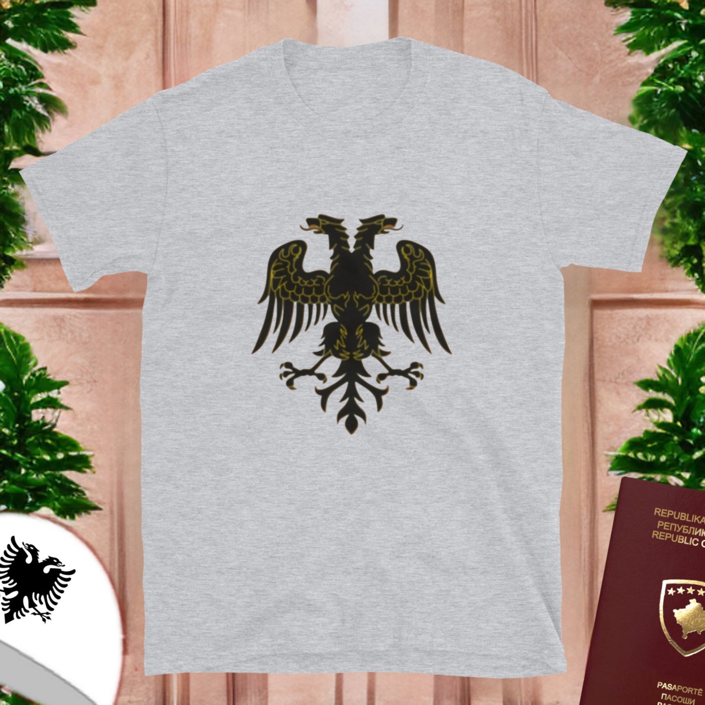 Shqiponja e Skenderbeut T-Shirt