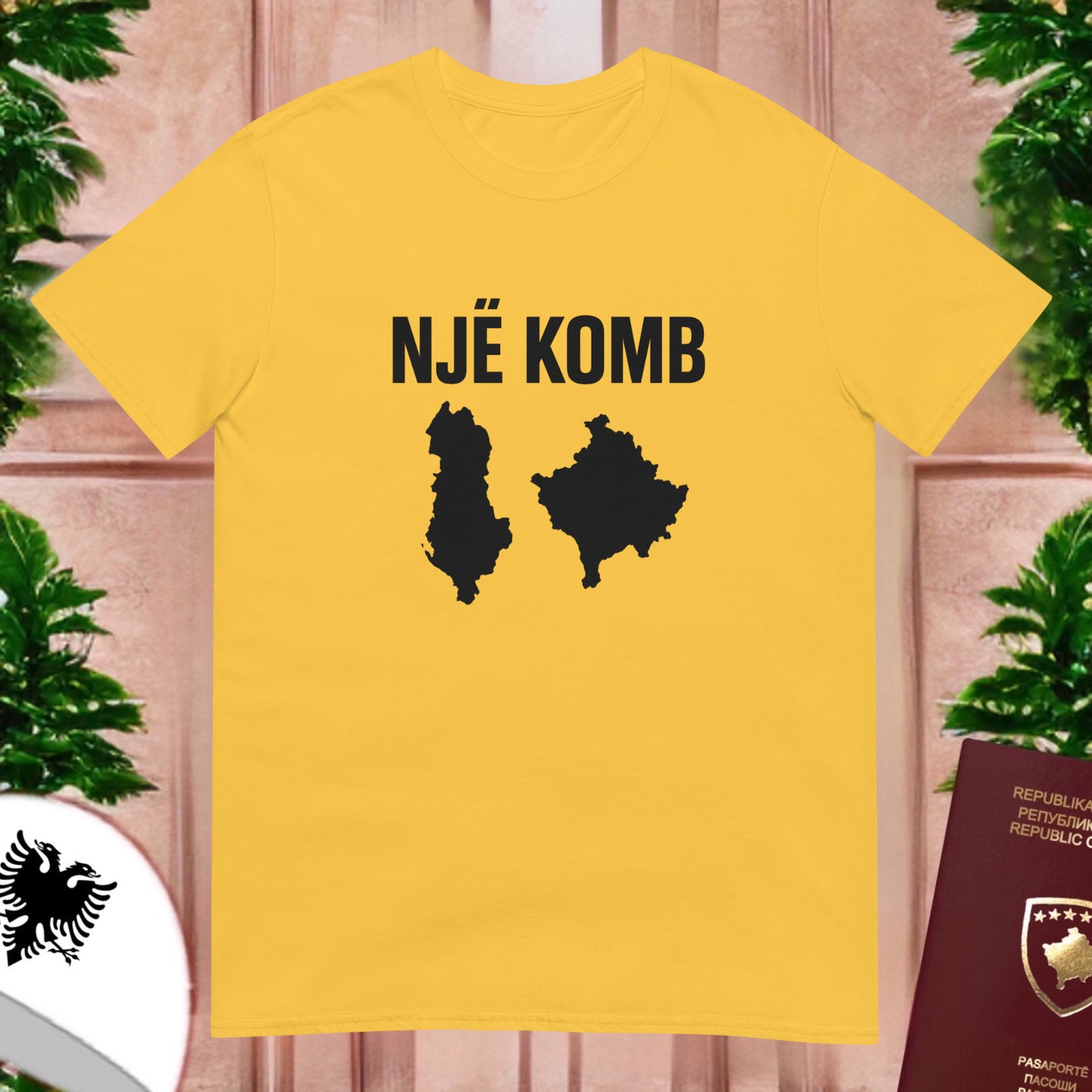 Një Komb T-Shirt